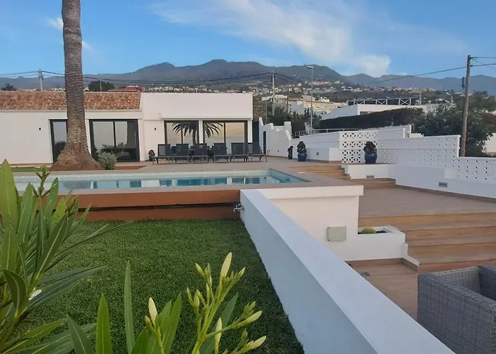 Max Βίλα Santa Úrsula